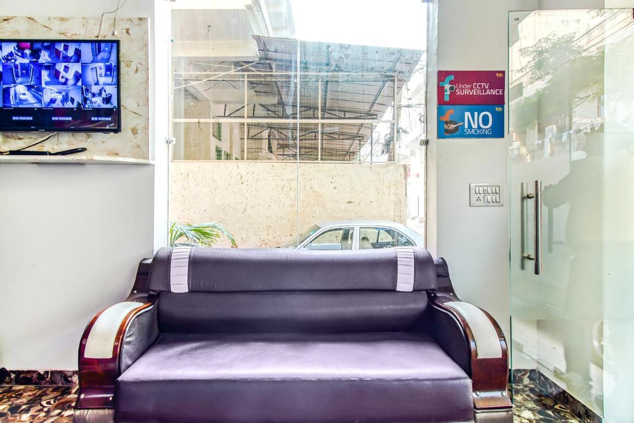 Fabhotel Airlift New Delhi Bagian luar foto