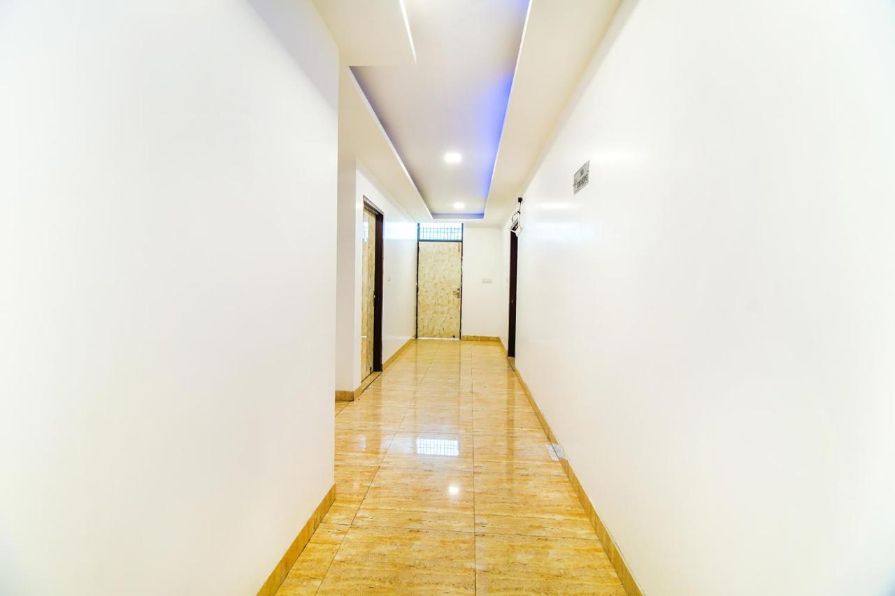 Fabhotel Airlift New Delhi Bagian luar foto